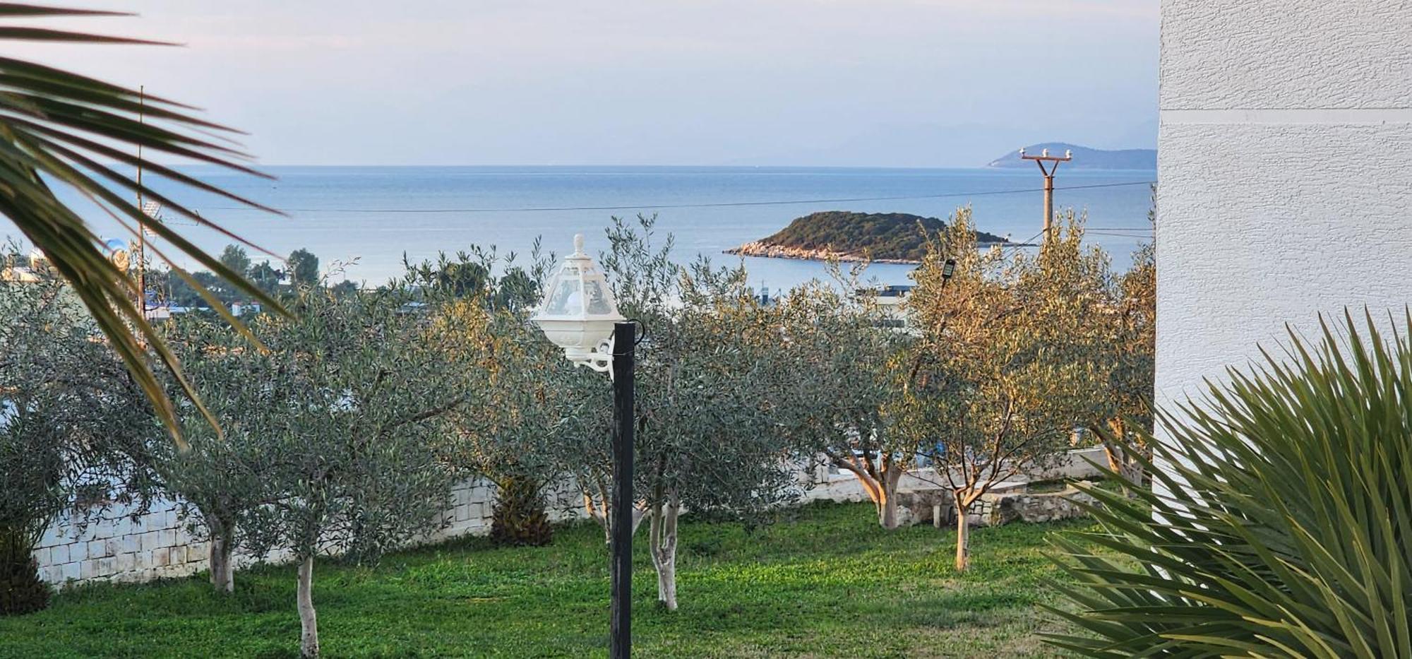 Vila Bashkim Ksamil Exteriör bild